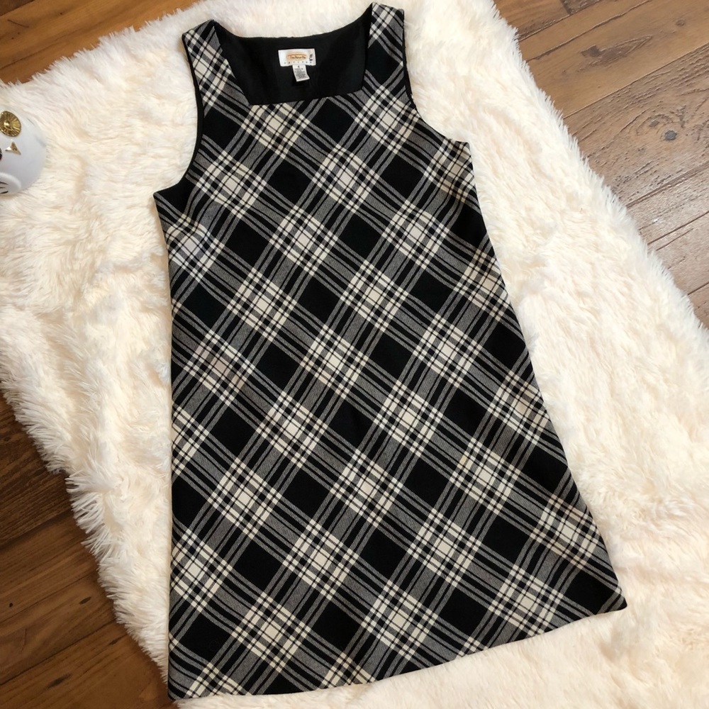 Gorgeous Talbots Sleeveless Dress